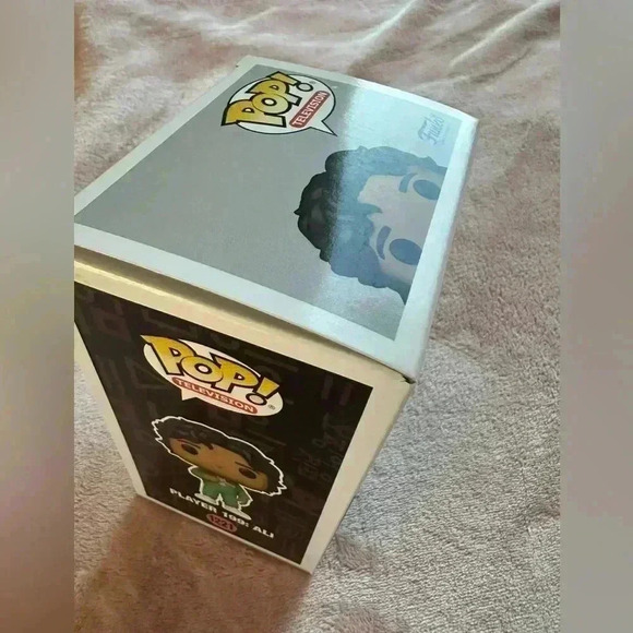 Funko Pop Squid Game Player 199 Ali NIB - Picture 2 of 5